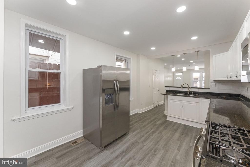 5426 Webster Street - Photo 14