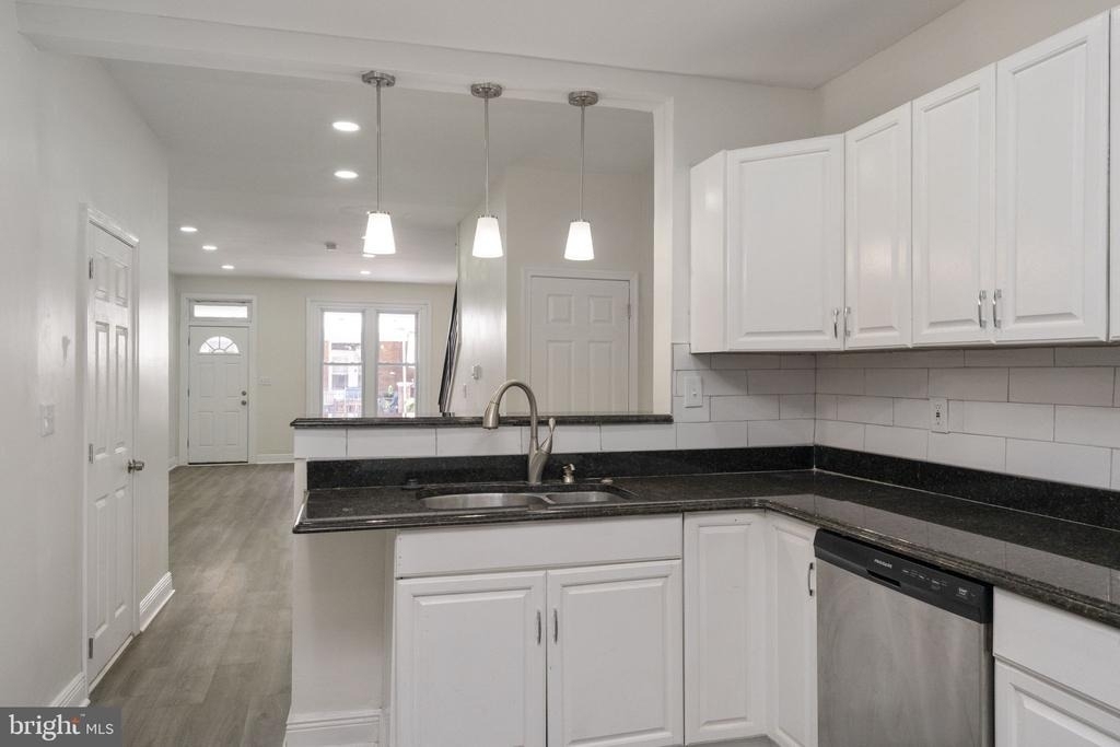 5426 Webster Street - Photo 12