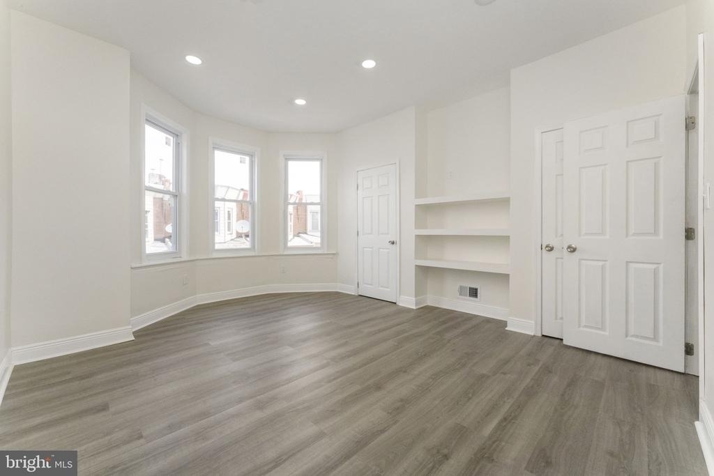 5426 Webster Street - Photo 16