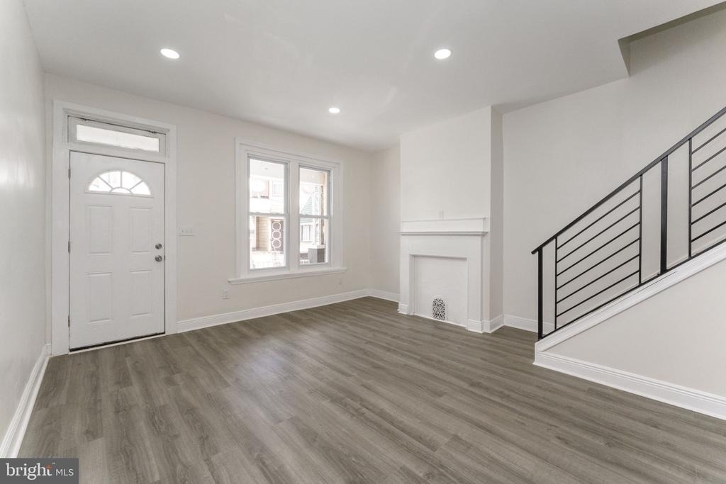 5426 Webster Street - Photo 5