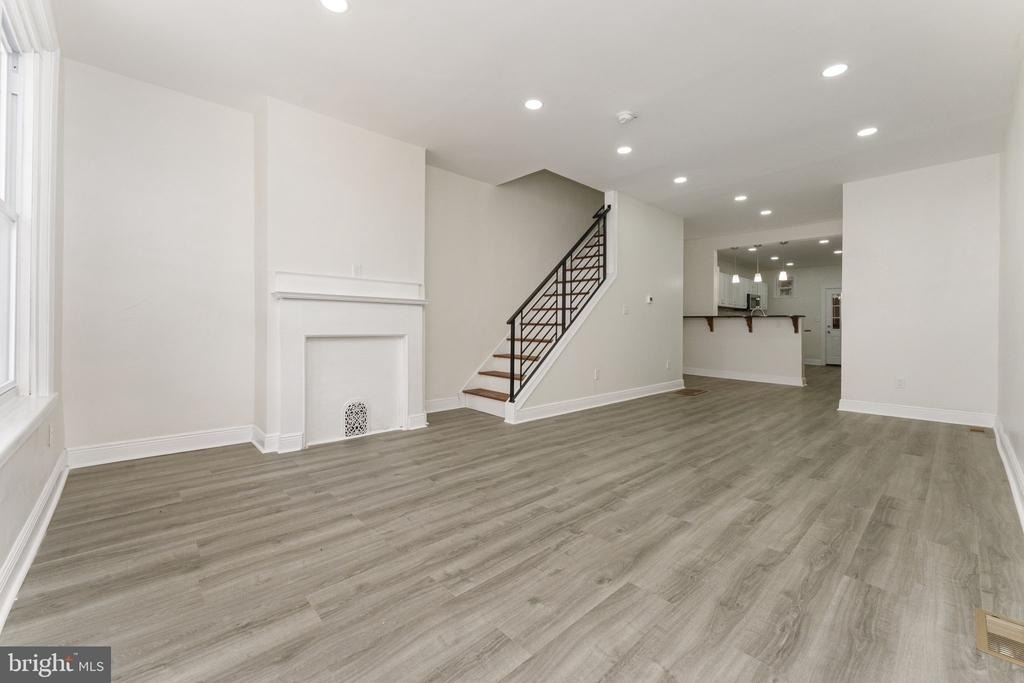 5426 Webster Street - Photo 8