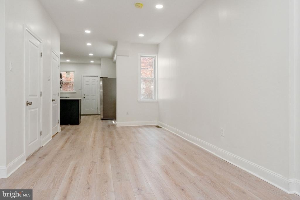 7 S 53rd Street - Photo 6