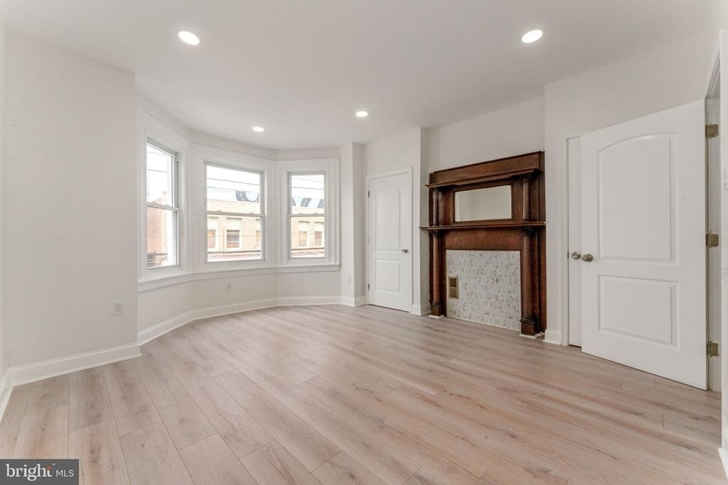 7 S 53rd Street - Photo 14