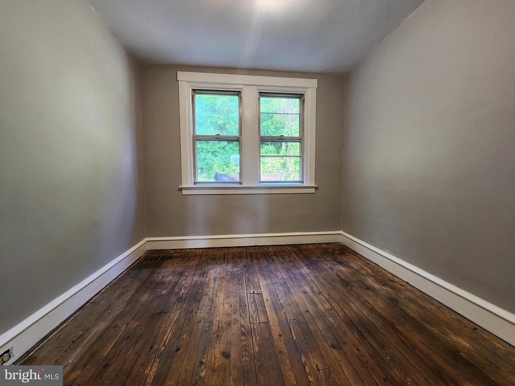 4147 Tower Street - Photo 4