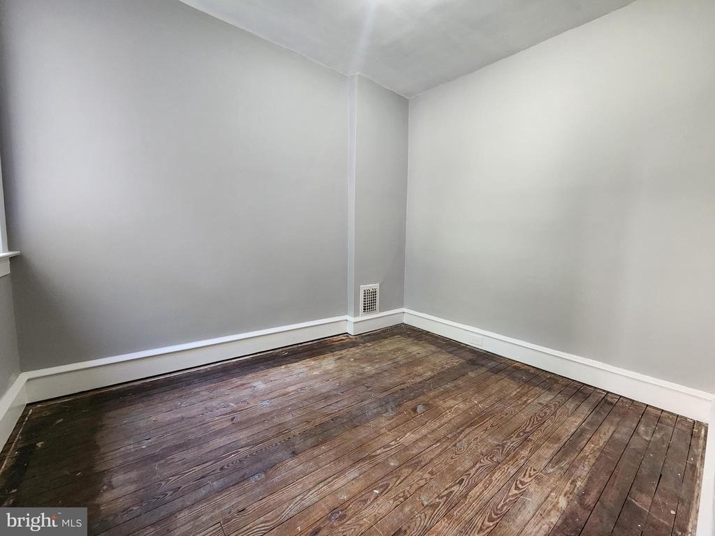 4147 Tower Street - Photo 10