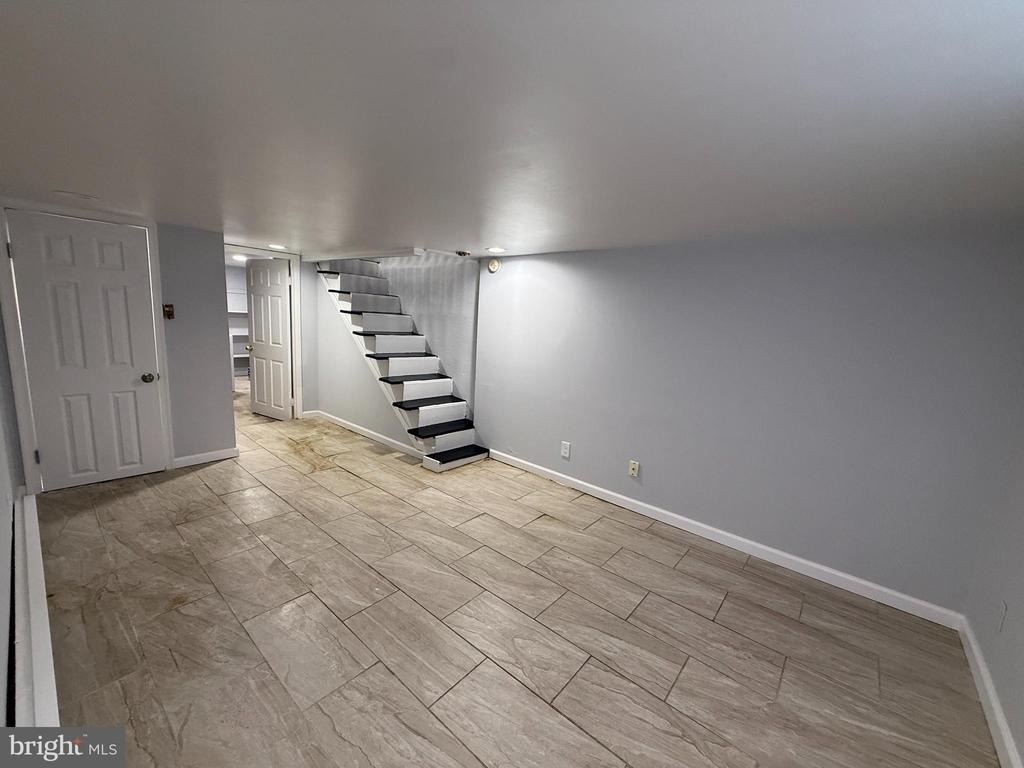 2425 S Warnock Street - Photo 17