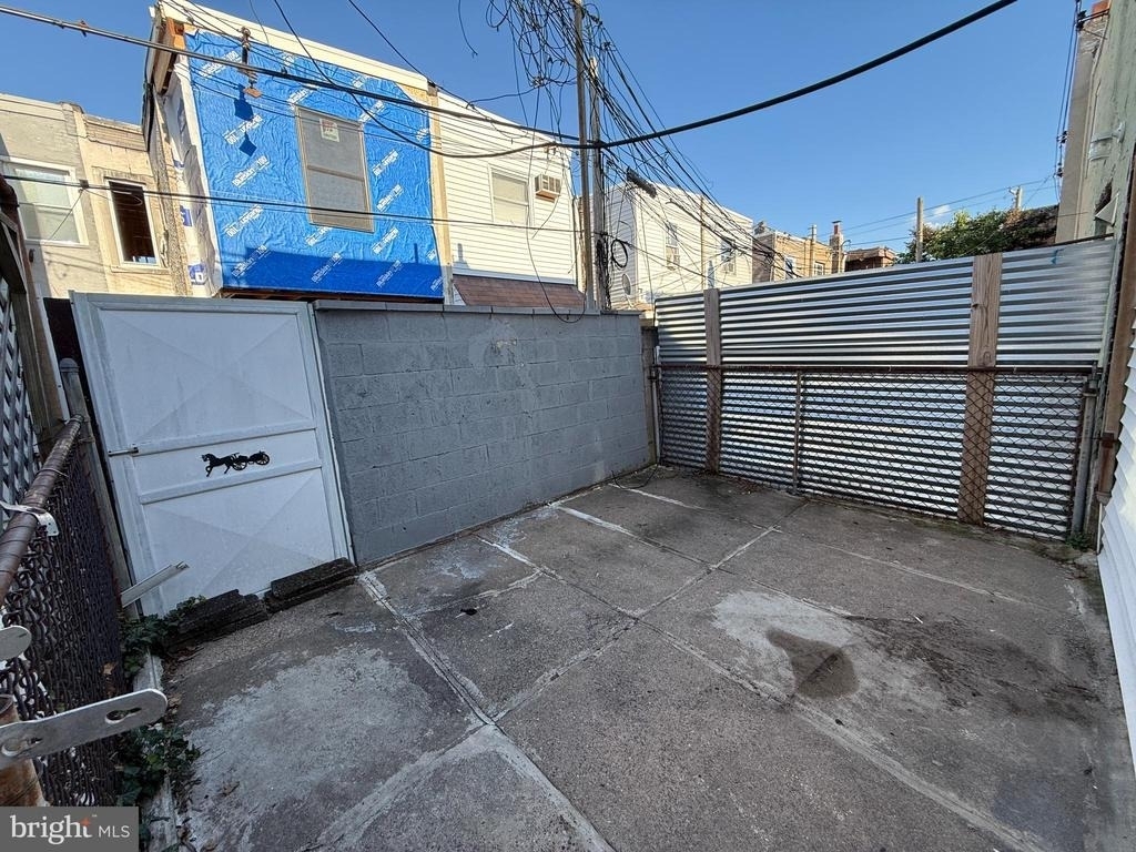 2425 S Warnock Street - Photo 18