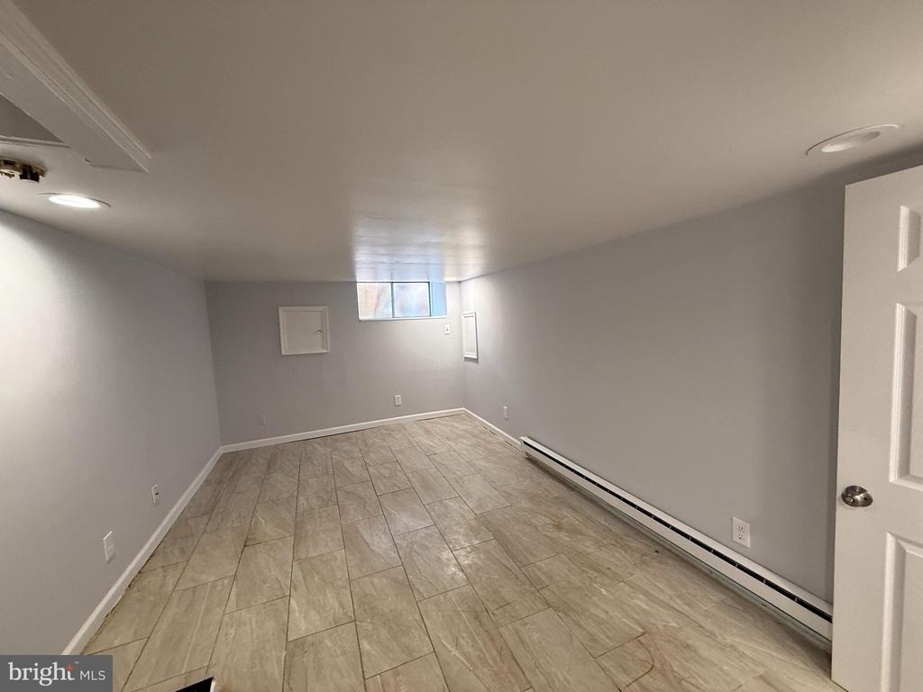 2425 S Warnock Street - Photo 16