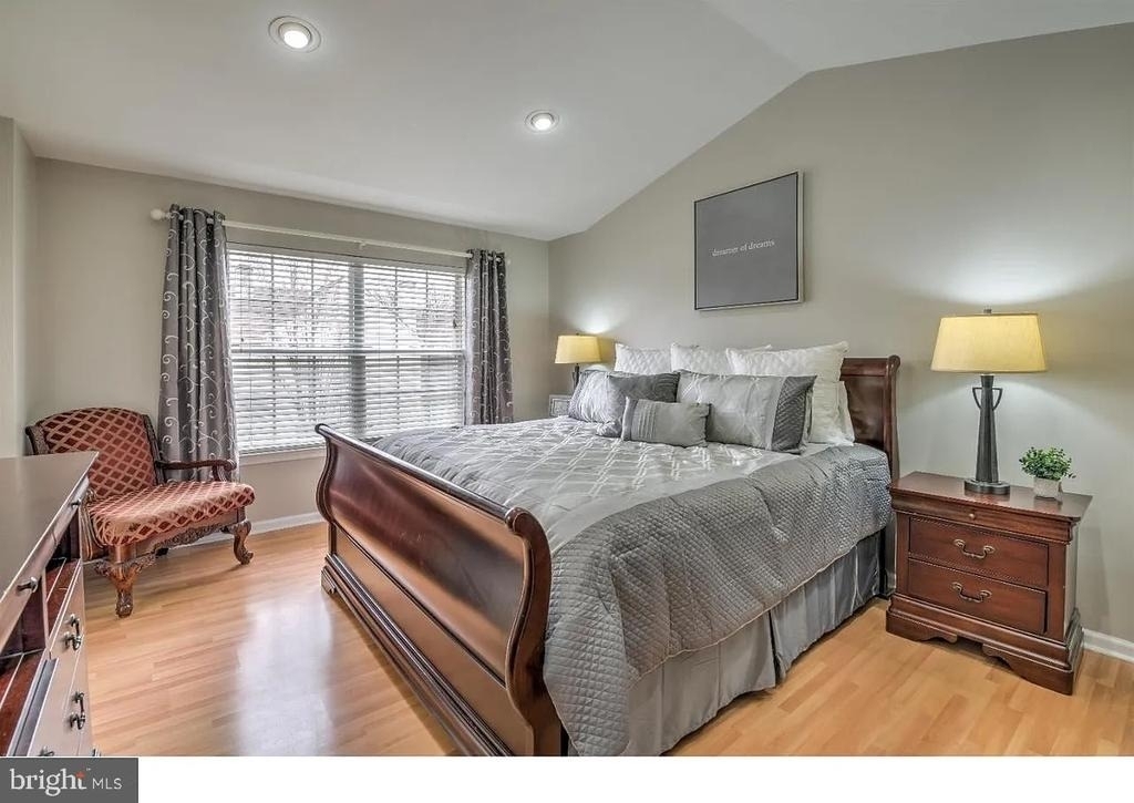 216 E Waverly Court - Photo 30