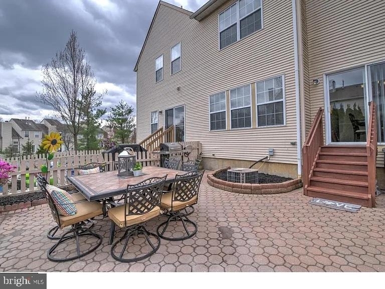 216 E Waverly Court - Photo 29
