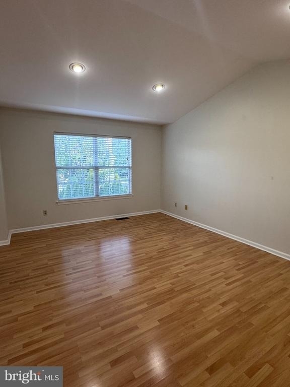 216 E Waverly Court - Photo 15