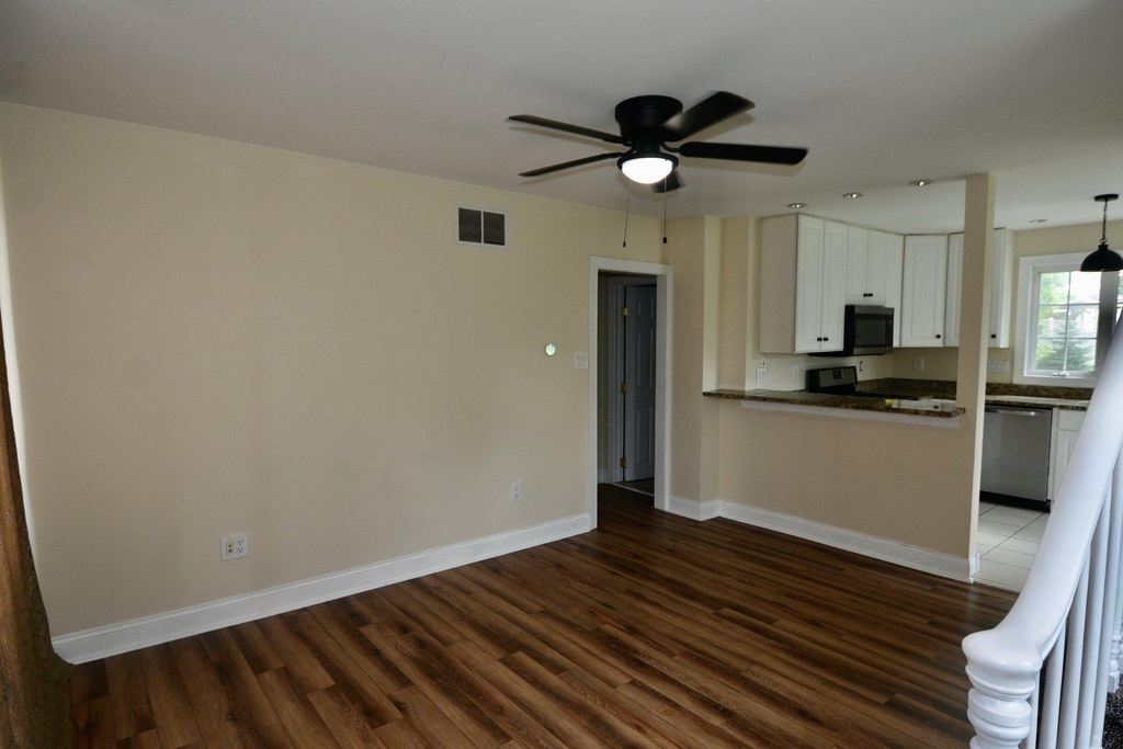 11 Massachusetts Avenue - Photo 2