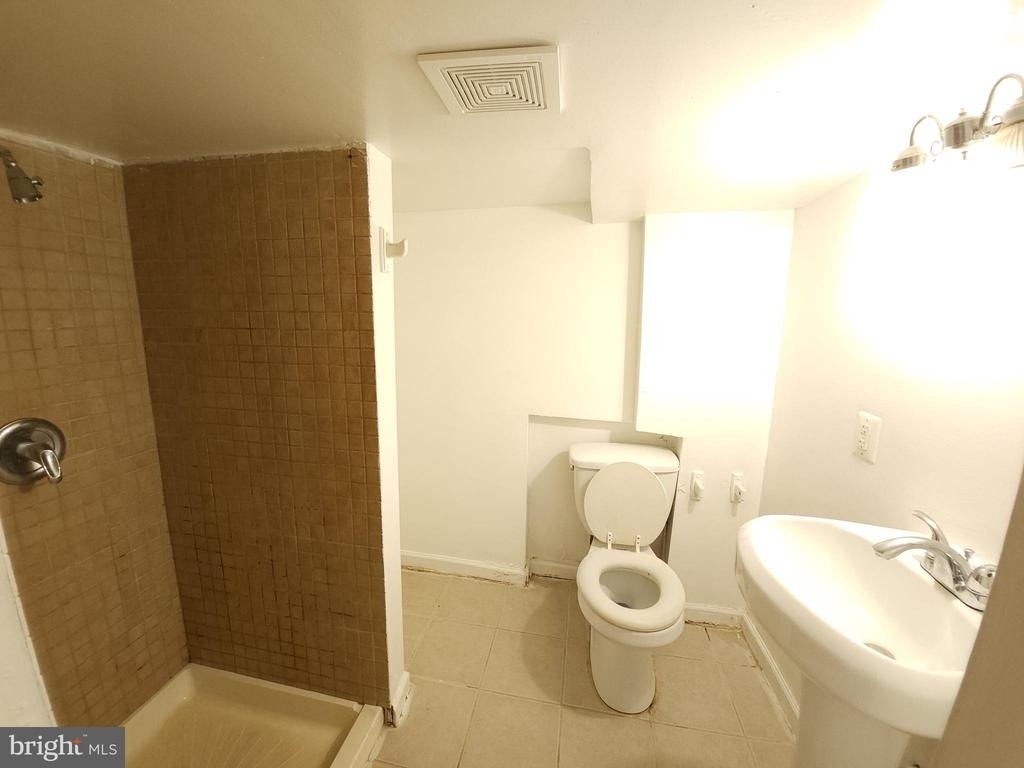 5023 Emo Street - Photo 13