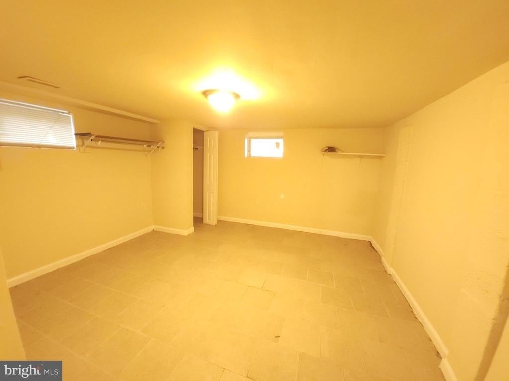 5023 Emo Street - Photo 16