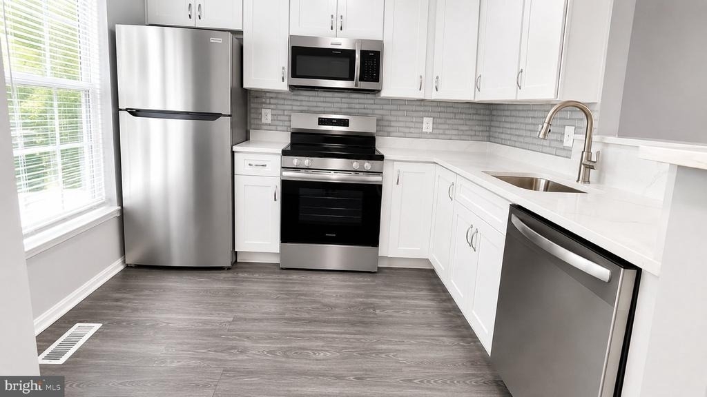 13906 Ascott Drive - Photo 11