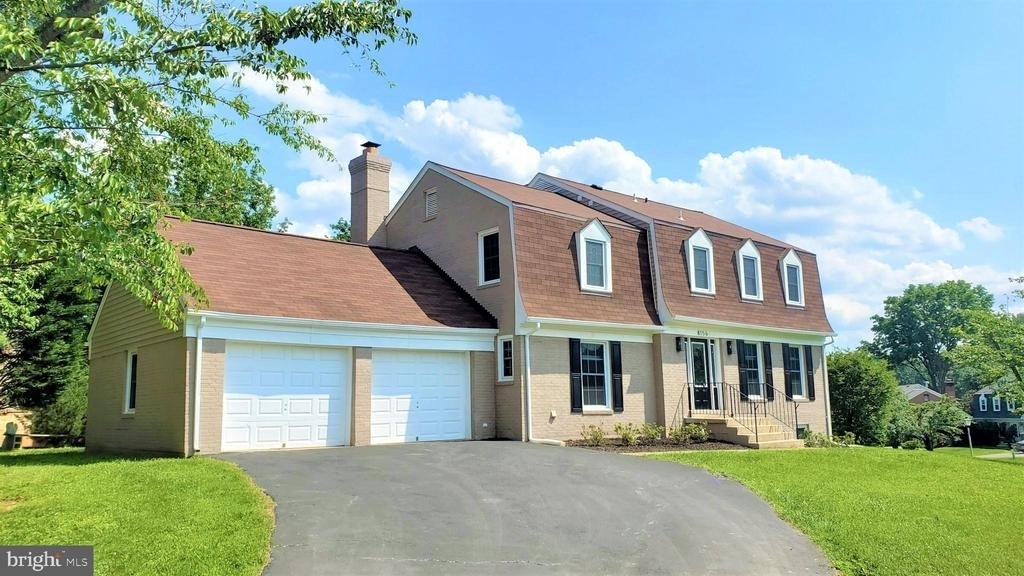 8156 Buckspark Lane E - Photo 0