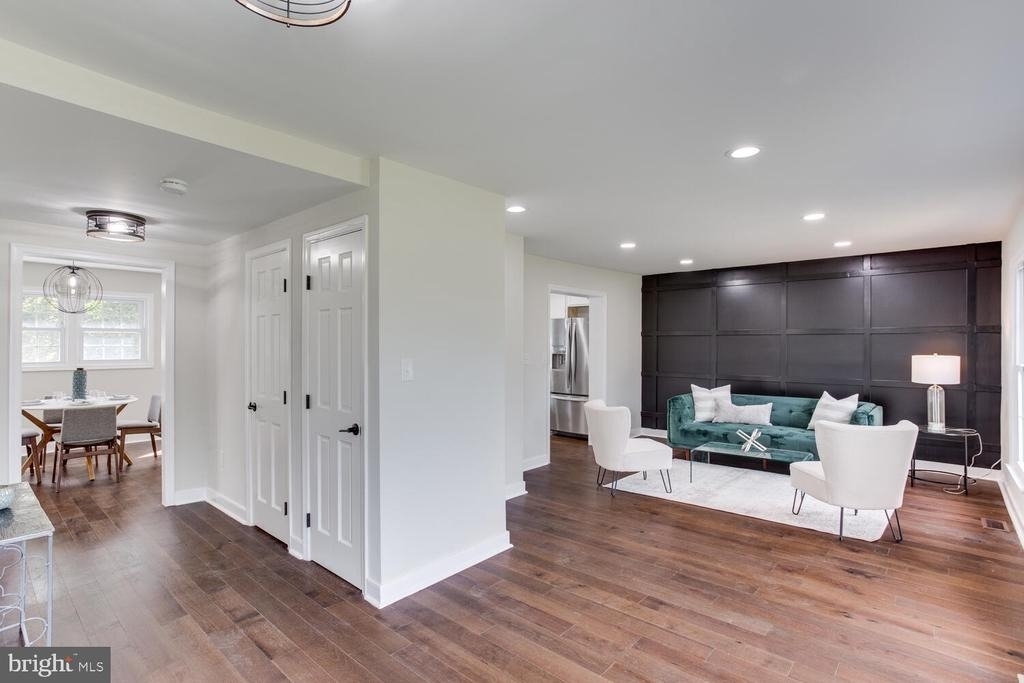 8156 Buckspark Lane E - Photo 11