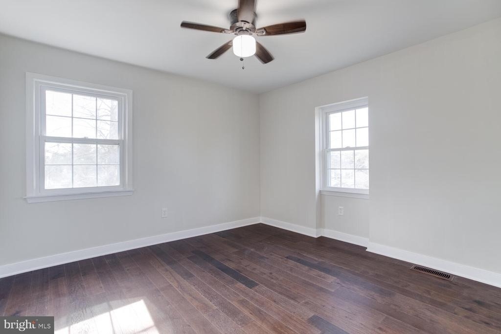 8156 Buckspark Lane E - Photo 20