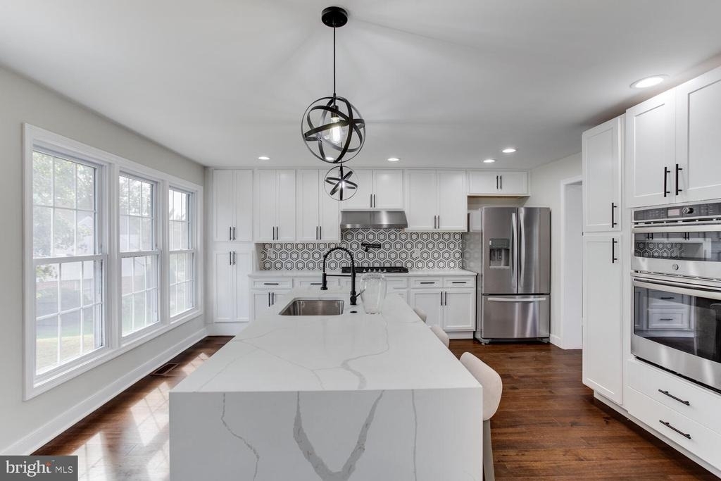8156 Buckspark Lane E - Photo 4