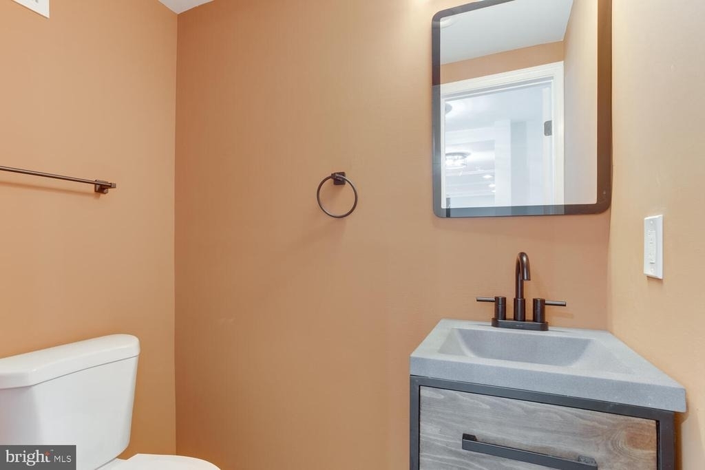 8156 Buckspark Lane E - Photo 12