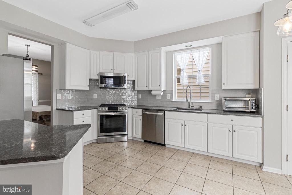 19028 Noble Oak Drive - Photo 10
