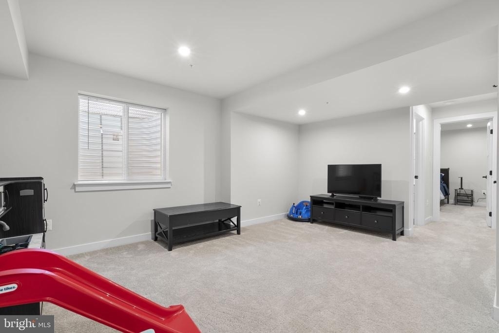 1713 Aurora Way - Photo 19