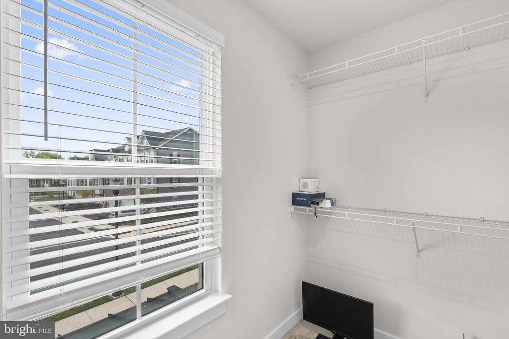 1713 Aurora Way - Photo 16