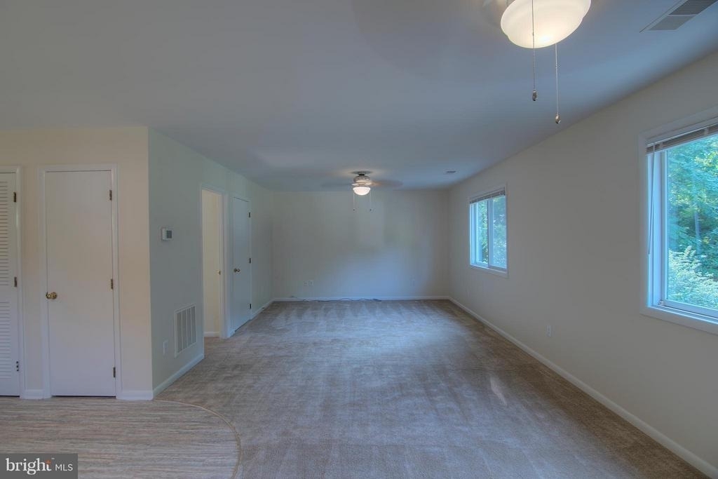 5105 Shore Drive - Photo 16