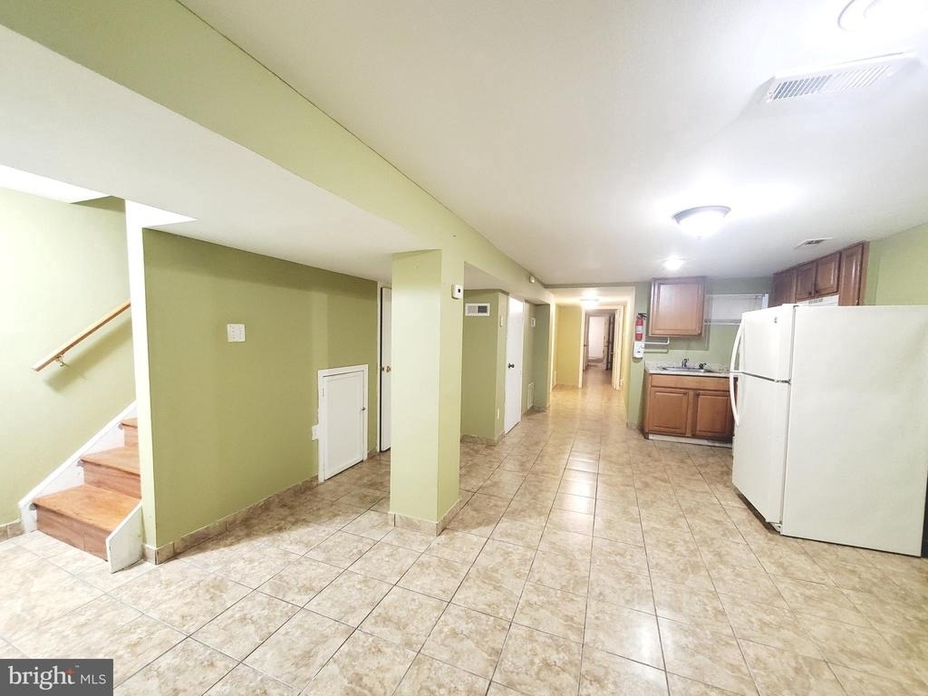 1131 N Gilmor Street - Photo 4