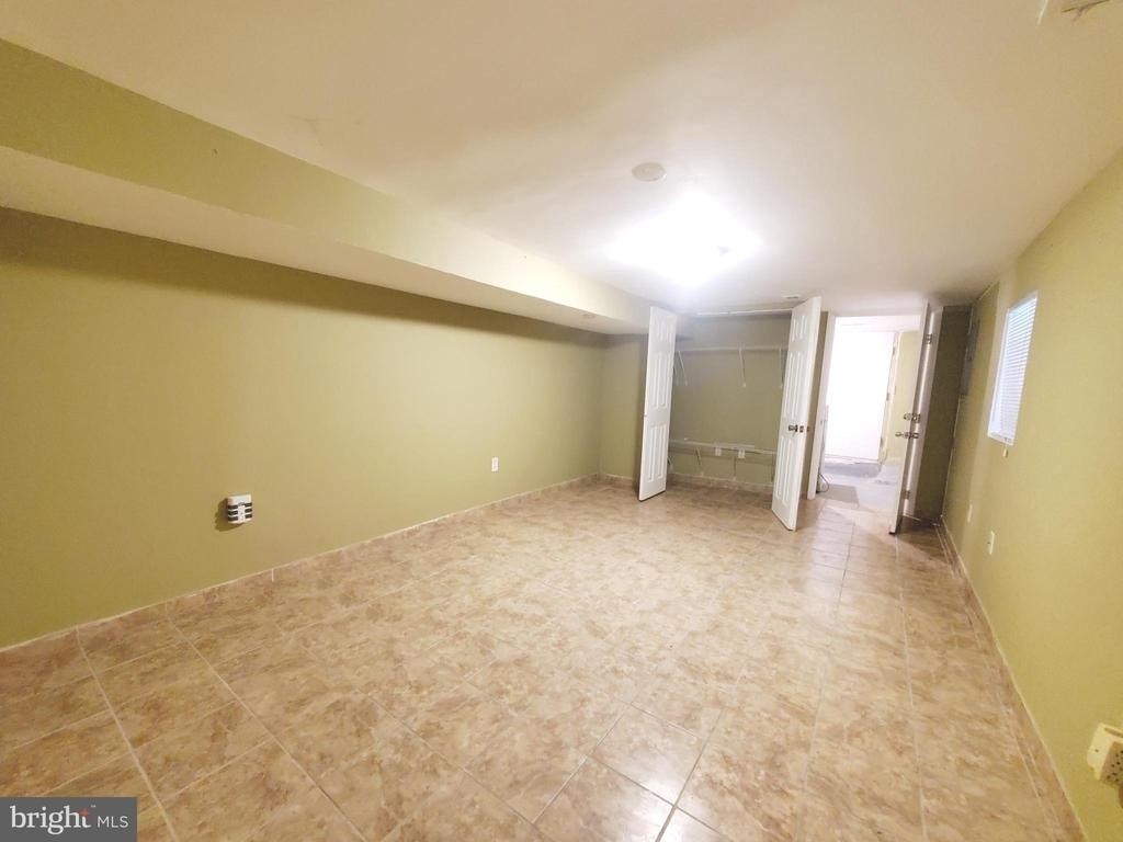 1131 N Gilmor Street - Photo 5