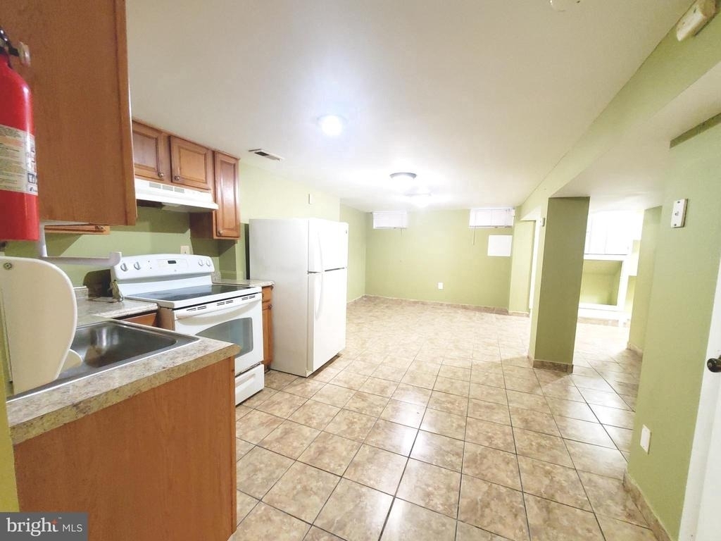 1131 N Gilmor Street - Photo 3