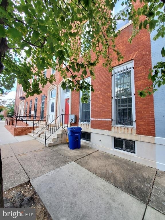 1131 N Gilmor Street - Photo 13