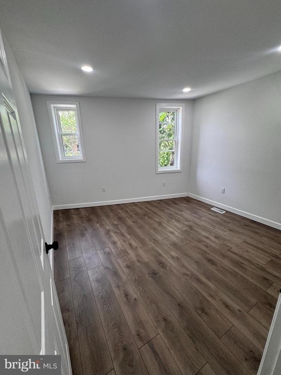 2606 W Fairmount Avenue - Photo 12
