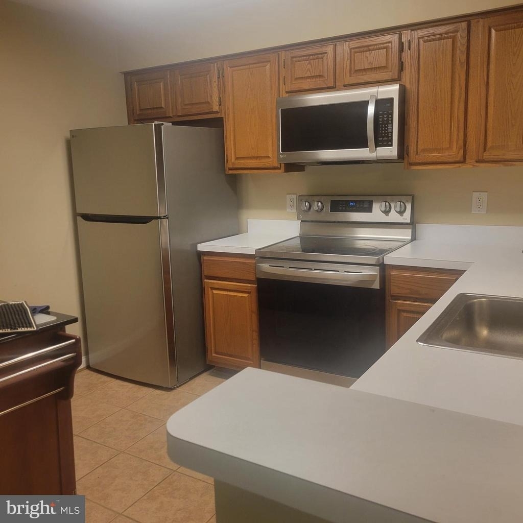 603b Admiral Drive - Photo 5