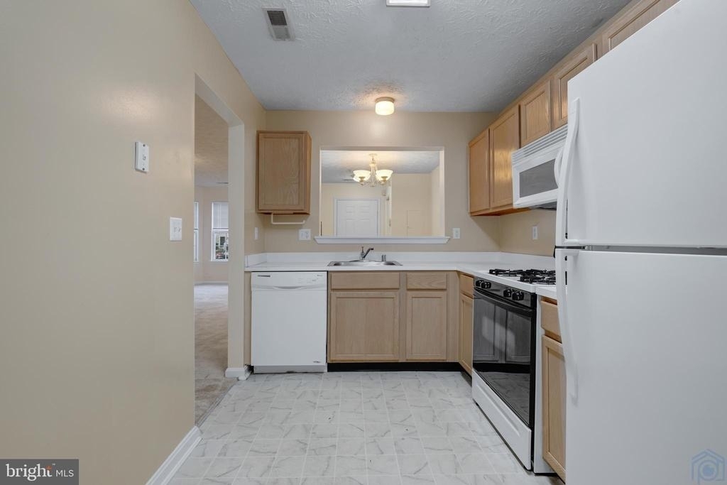 50 Amberstone Court - Photo 8