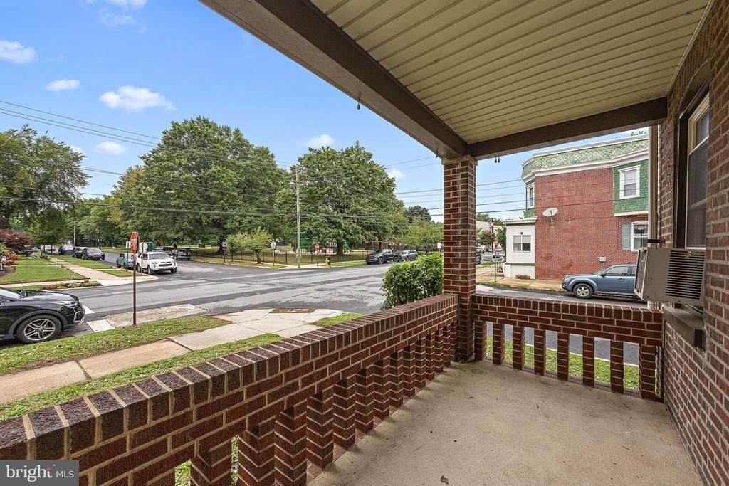 1422 N Union Street - Photo 3
