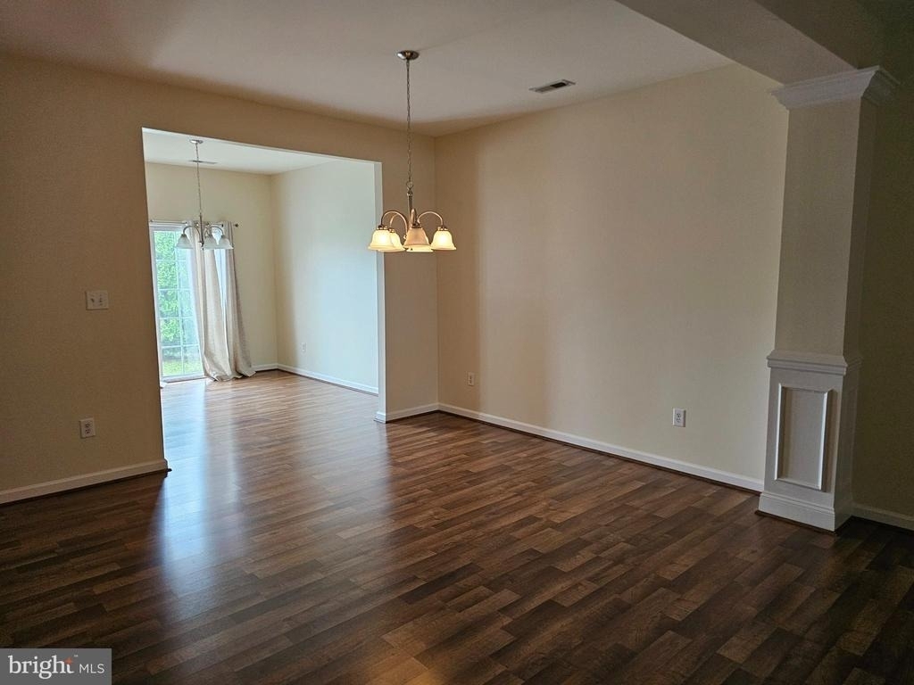 403 Wilmore Drive - Photo 4