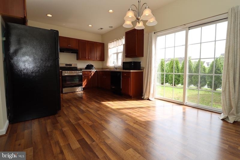 403 Wilmore Drive - Photo 17