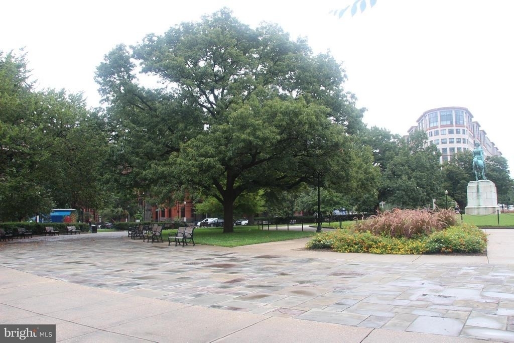 2307 Pennsylvania Avenue Nw - Photo 18