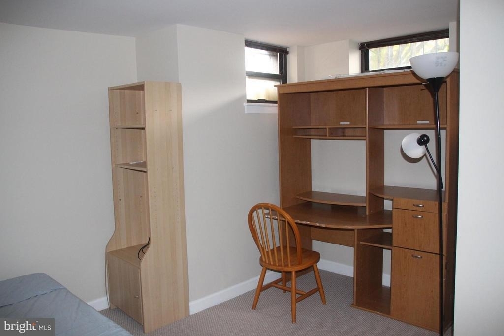 2307 Pennsylvania Avenue Nw - Photo 9