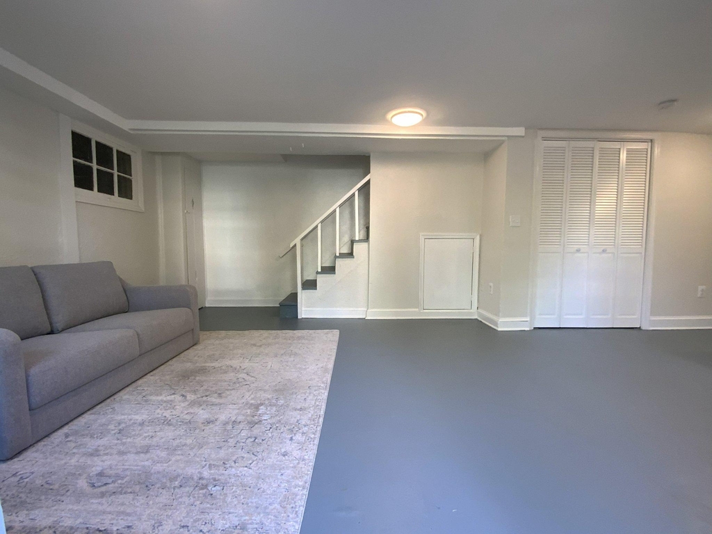 1772 E Street Ne - Photo 17
