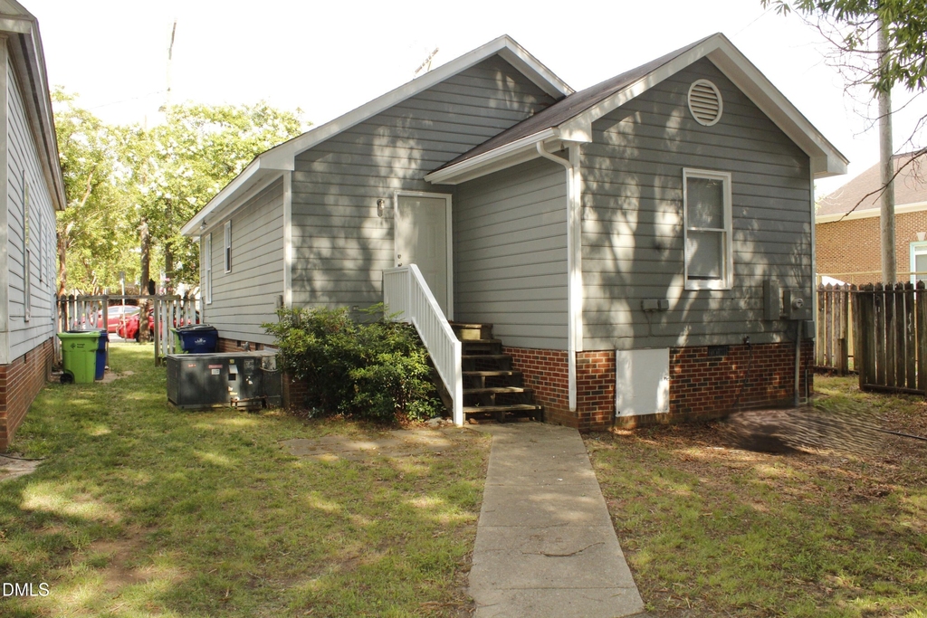 310 S East Street - Photo 8
