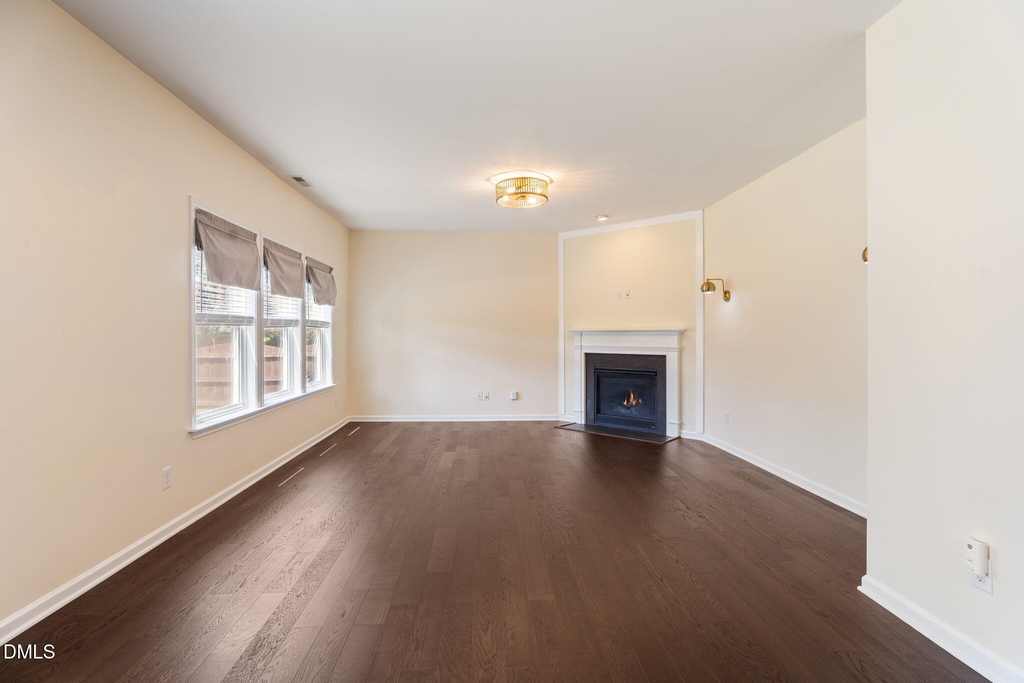 855 Ember Drive - Photo 10