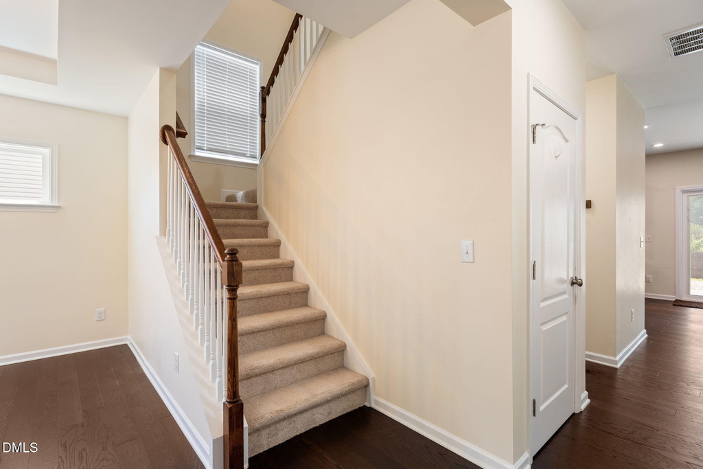 855 Ember Drive - Photo 6