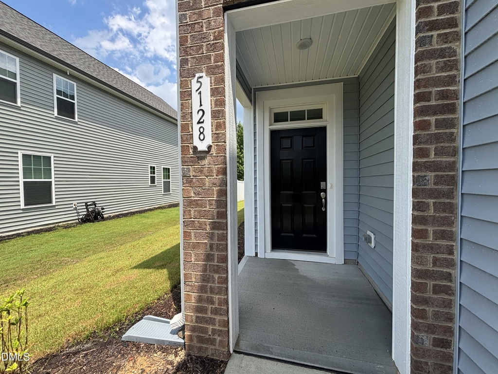 5128 Ranger Grv Way - Photo 2