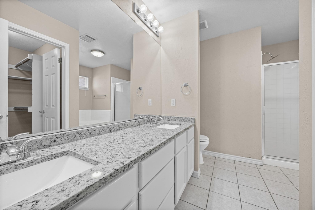 2432 Roundabout Ln - Photo 12