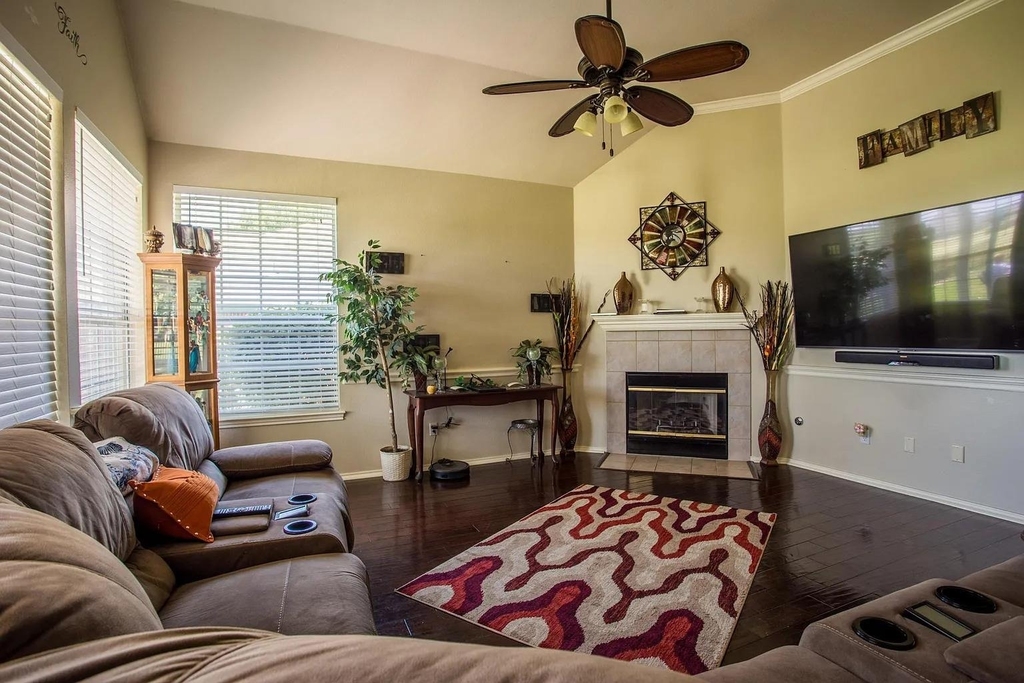 2713 Butler National Dr - Photo 11