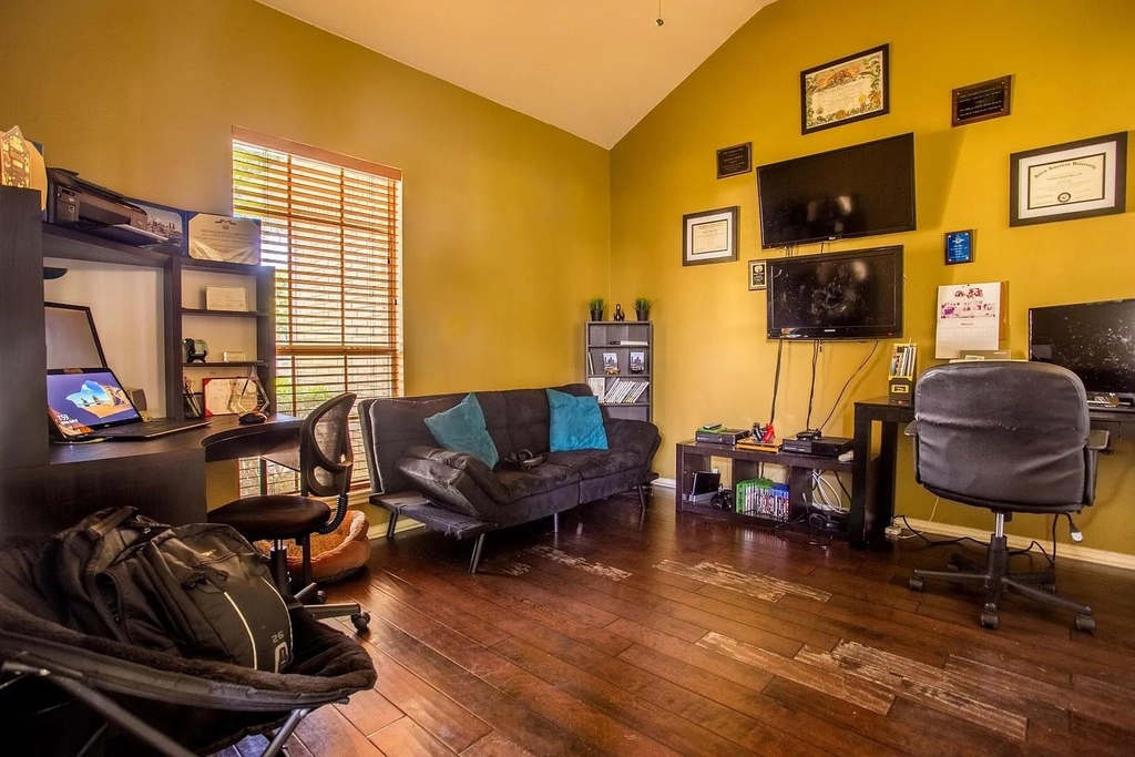 2713 Butler National Dr - Photo 20