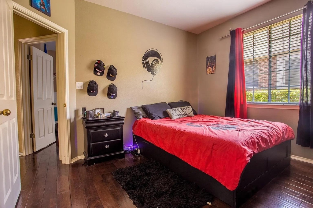 2713 Butler National Dr - Photo 18