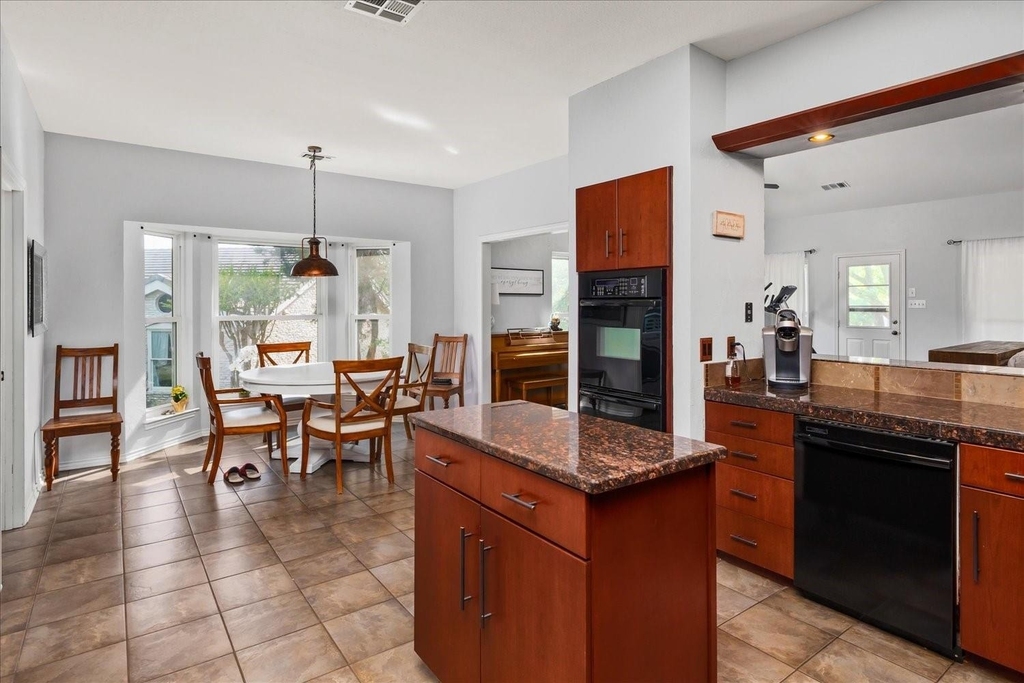 1613 Flint Ct - Photo 12